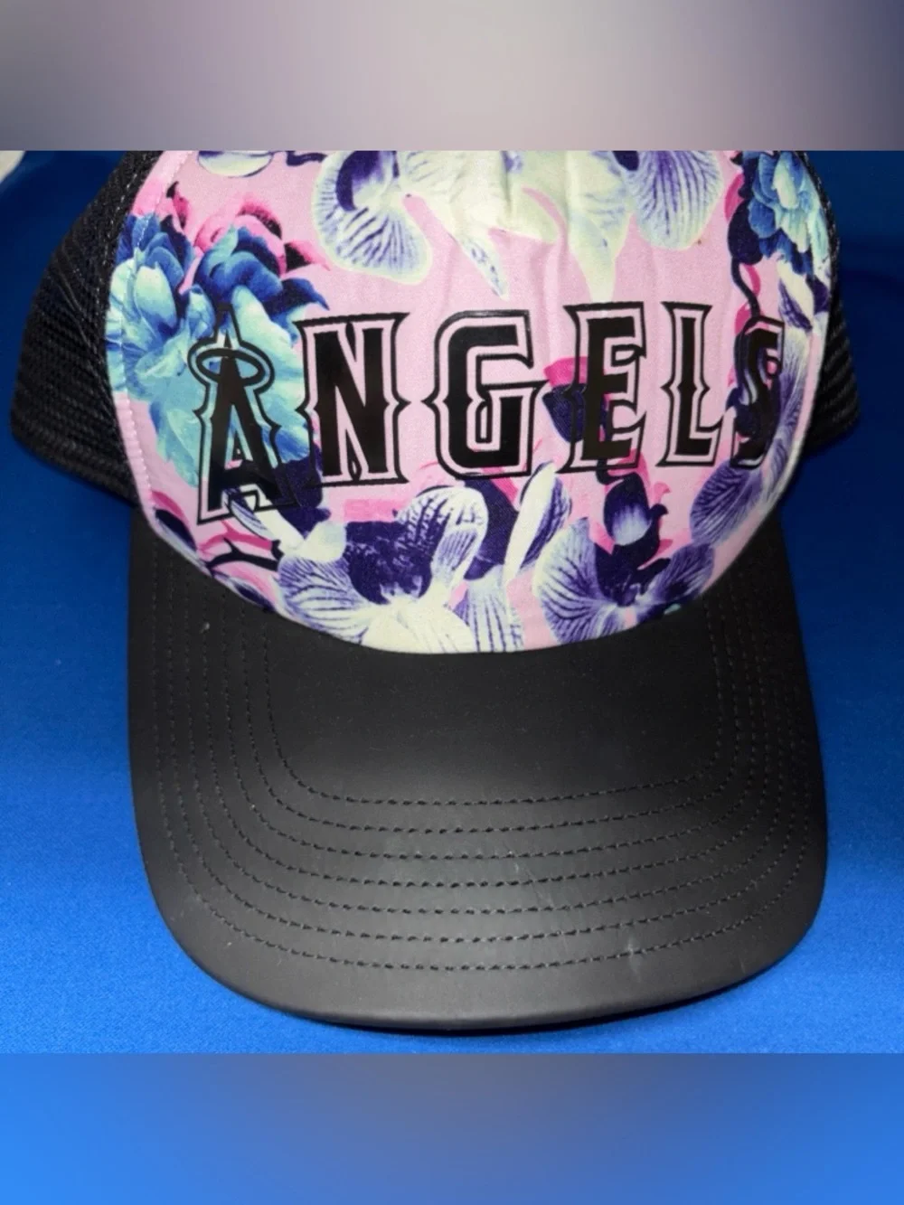 Los Angeles Angels 47 Brand Women’s Adjustable Pink TRUCKER Floral Hat MLB EUC
